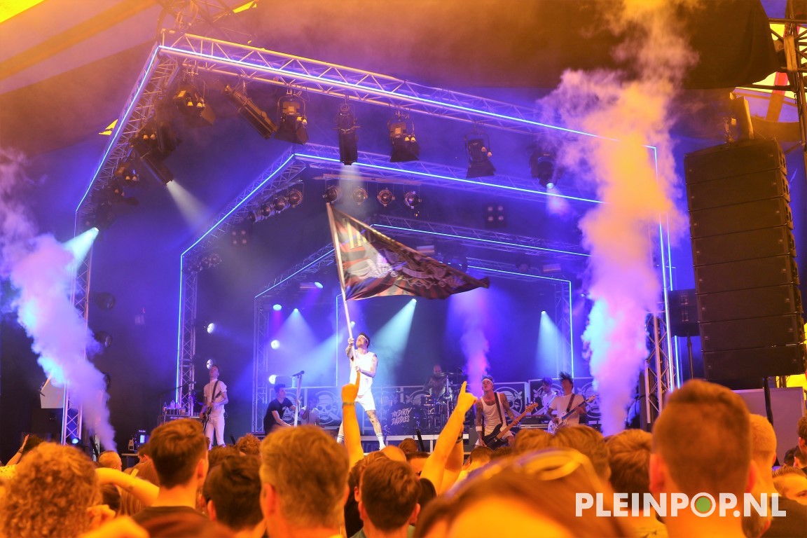 The Dirty Daddies (120)